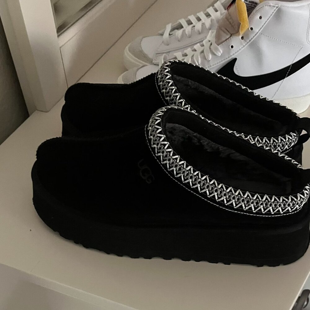 Black Ugg Tazz Slippers Women's 8